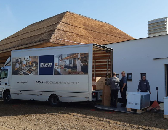Hakvoort vrachtwagen laden Het laden van apparatuur
